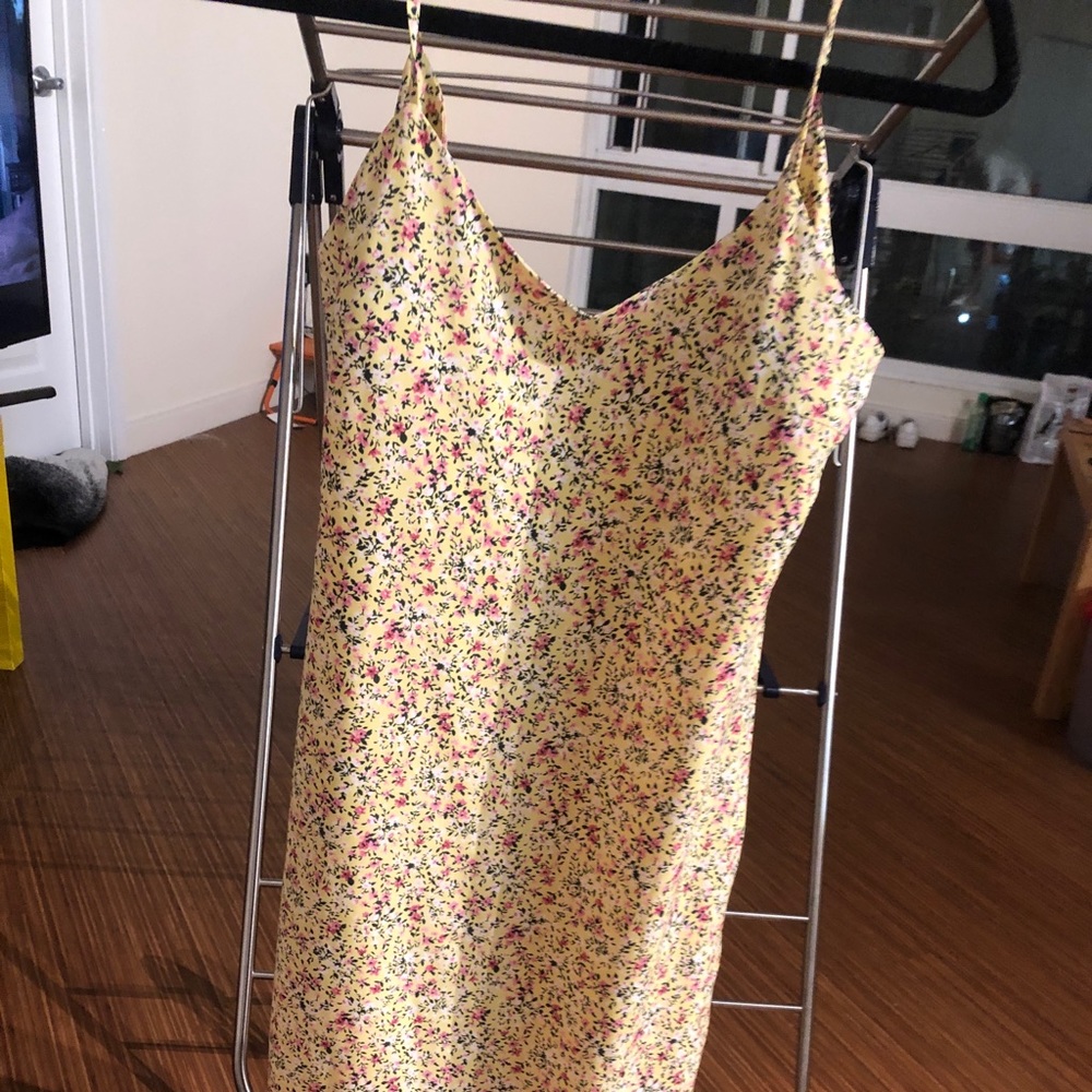 Women’s dress